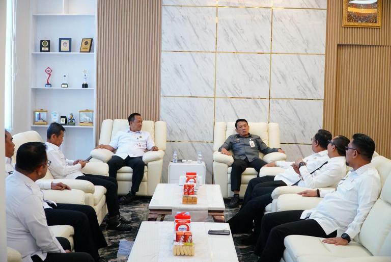 Perkuat Sinergi Hukum dan Pemasyarakatan Kanwil Kemenkum Sulsel Terima Kunjungan Asdep Kemenko Kumham Imipas1