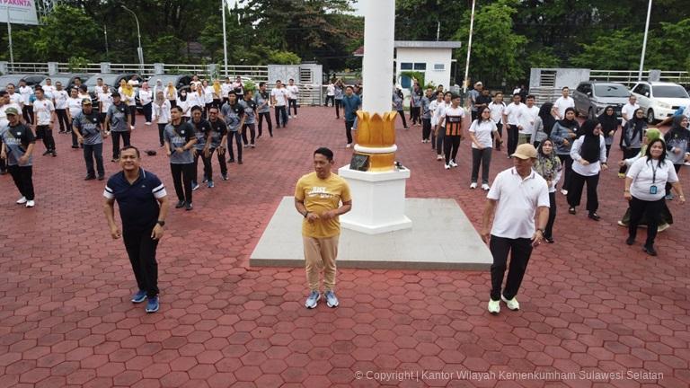Perkuat Sinergitas 3 Kantor Wilayah Di bawah Kemenko Hukum HAM dan Imipas Gelar Senam Bersama
