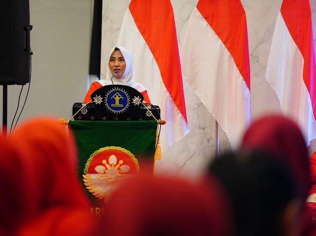 Pertemuan Arisan DWP Kanwil Kemenkum Sulsel Jadi Ajang Silaturahmi dan Perayaan Kemerdekaan