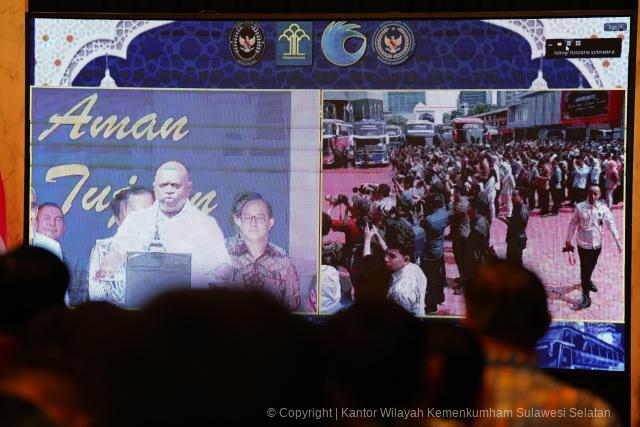 Pimti Pratama Kanwil Kemenkum Sulsel Ikuti Apel Pelepasan Mudik Pastikan Perjalanan Aman dan Nyaman1