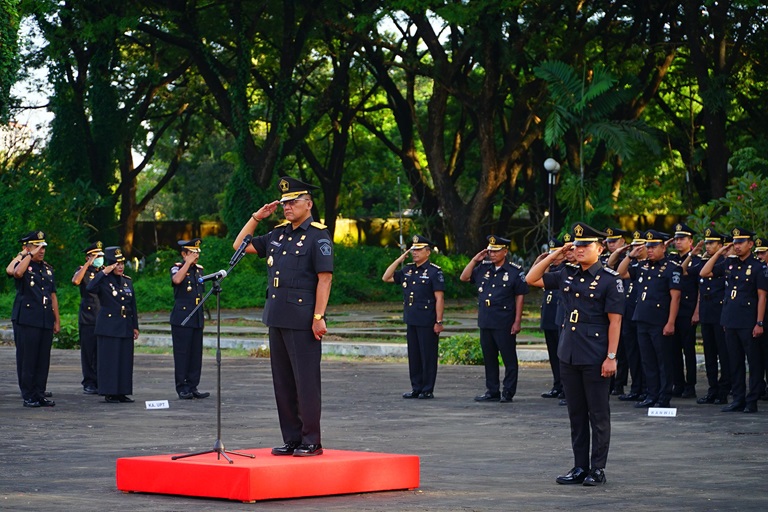 Rangkaian HBP ke 60 Pegawai Kemenkumham Sulsel Ziarah dan Tabur Bunga di TMP Panaikang