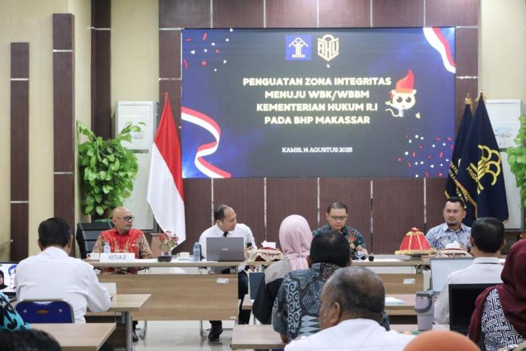 Sekjen Ditjen AHU Kemenkum Lakukan Pendampingan ZI Pada BHP Makassar