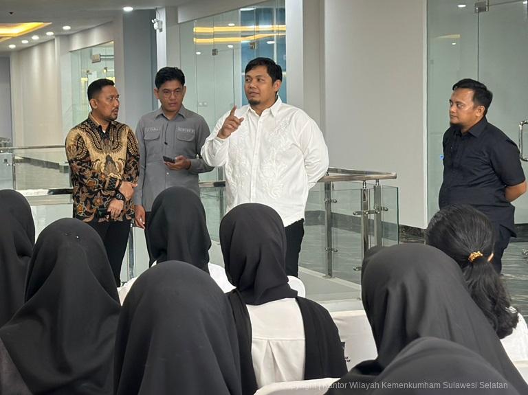 Stafsus Bidang Keamanan Ketertiban dan Intelijen Pantau Seleksi Wawancara dan Keterampilan CPNS Kemenkumham Sulsel3