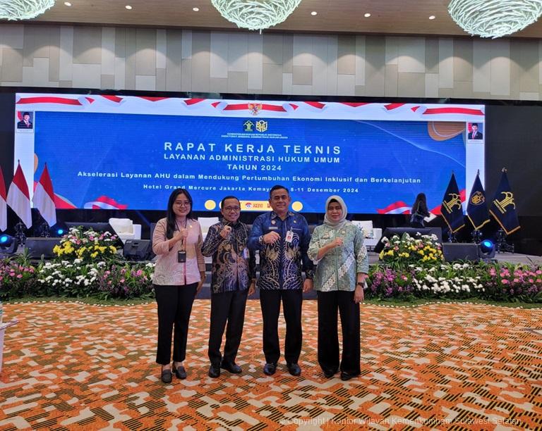 Tingkatkan Kualitas Layanan AHU di Wilayah Kanwil Kemenkumham Sulsel Hadiri Rapat Kerja Teknis Layanan AHU